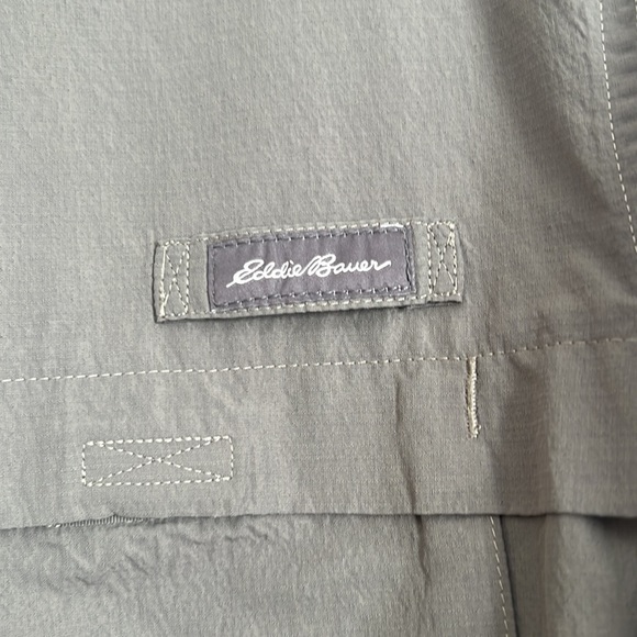 button down - Picture 3 of 6